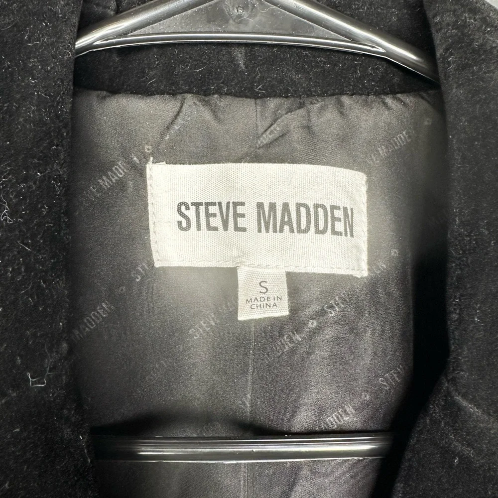 Steve Madden - Elegant Black Velvet Jacket - Picture 5 of 14